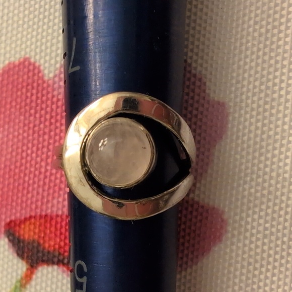 Sterling Silver Women's Ring - Picture 2 of 5